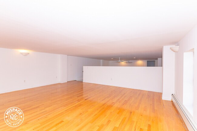 Building Photo - 1535 Decatur St