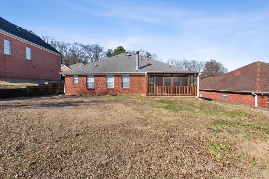 Building Photo - 5547 Matt Aaron Ln