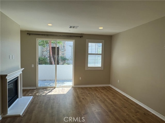 Building Photo - 5048 Ruth Wy