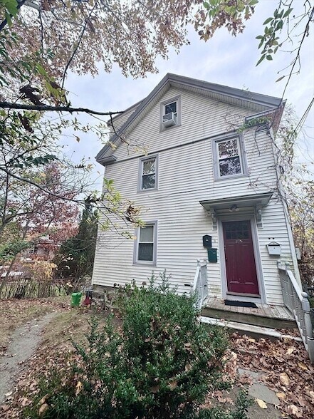 Building Photo - 47 1/2 Jamaica Street Unit 2