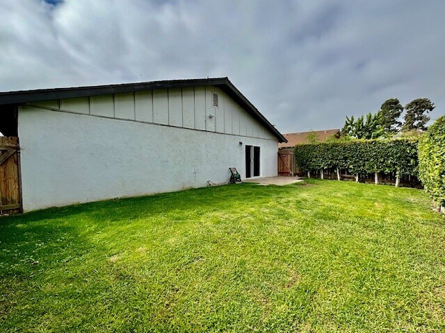 Building Photo - 7721 Fir Dr