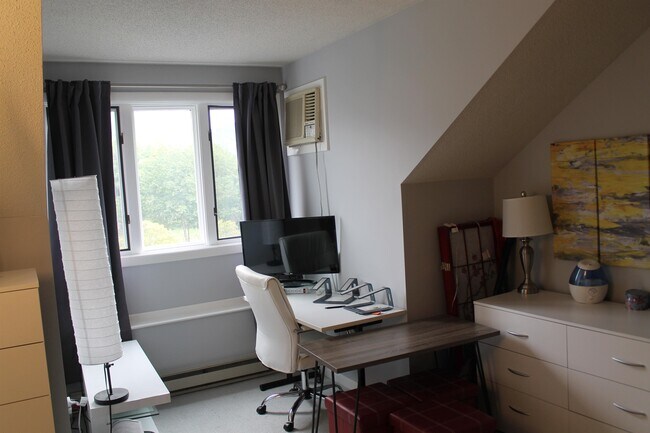 Building Photo - 48 Cooper Memorial Dr