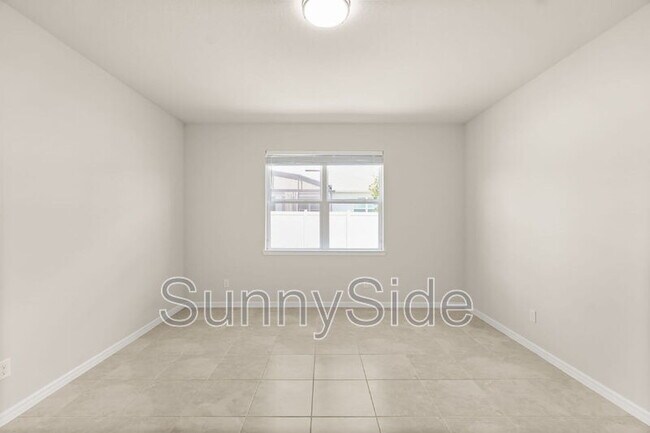 Building Photo - 2715 Clear Night Ave