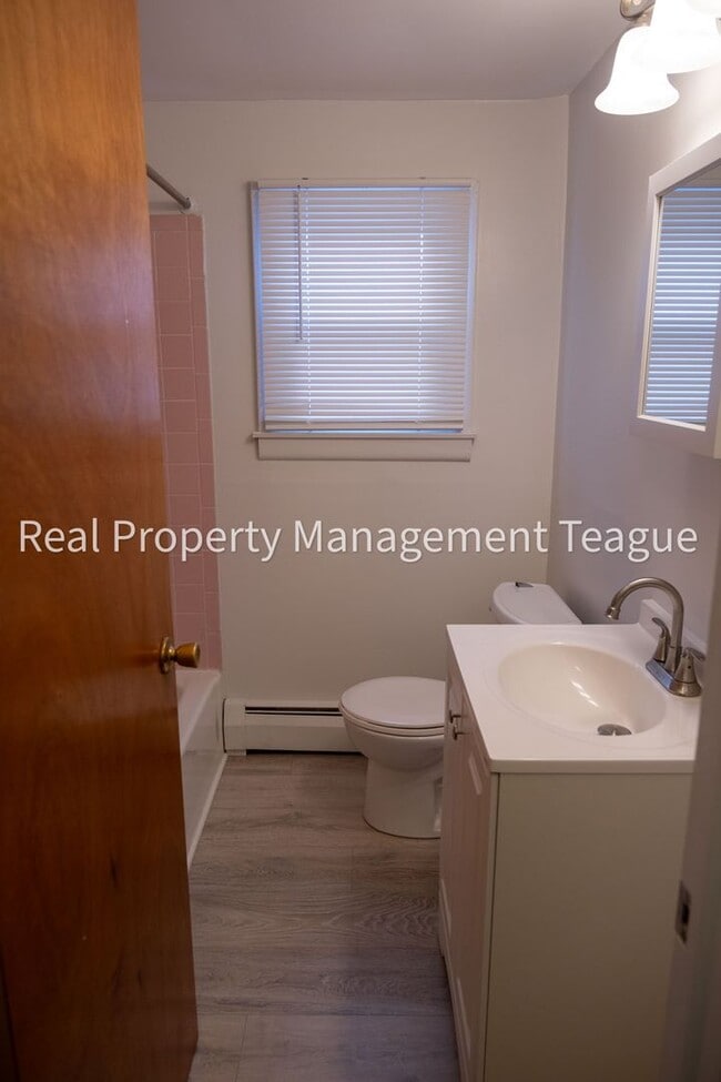 Building Photo - 6 Indiana Ave