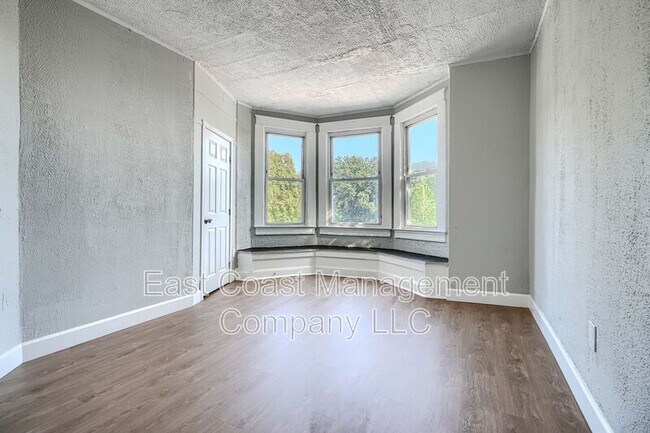 Building Photo - 2800 Harford Rd