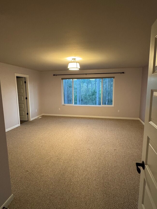 Building Photo - 4164 SW Colbert Way