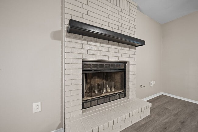 Building Photo - 24 Oak Ridge Dr