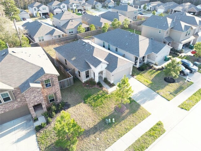 Building Photo - 118 Ashwood Glade Dr