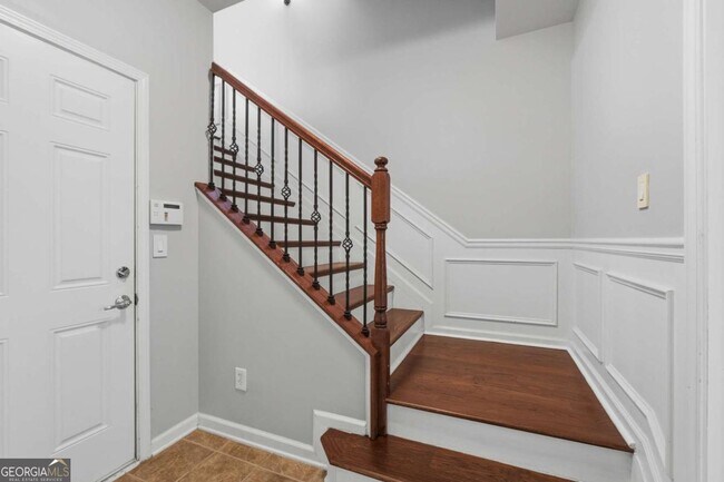 Building Photo - 2117 Wylmoor Way