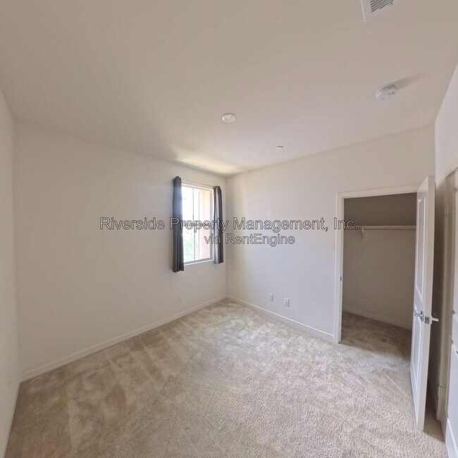 Building Photo - 16008 Jamie Ln