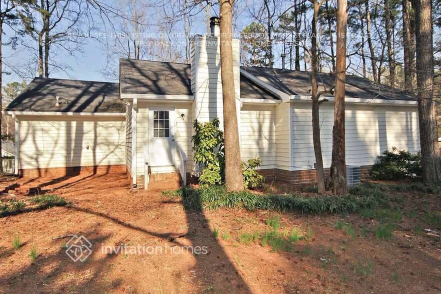 Building Photo - 2727 King Arthur Ct