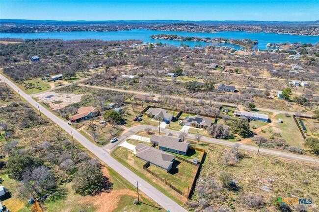 Building Photo - 1516 Stonecrest Dr