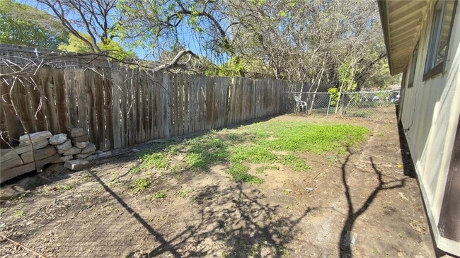 Building Photo - 10708 Lanshire Dr