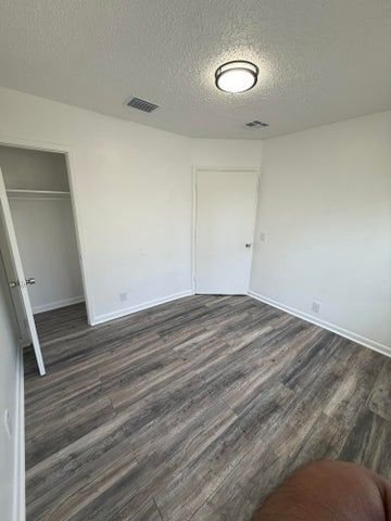 Building Photo - 1019 Henrietta Ave