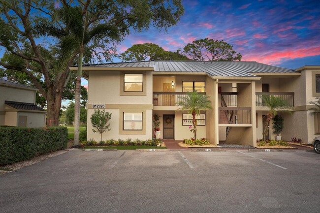 Building Photo - 12926 Briarlake Dr