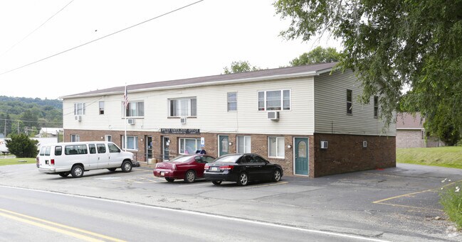 Primary Photo - 103 Farmington Ohiopyle Rd