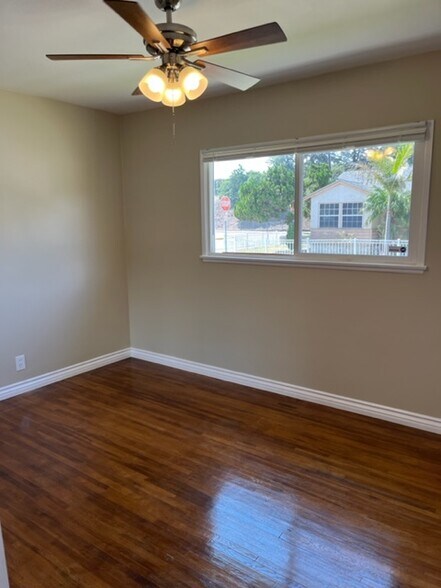 3rd Bedtoom. - 18033 Glenburn Ave
