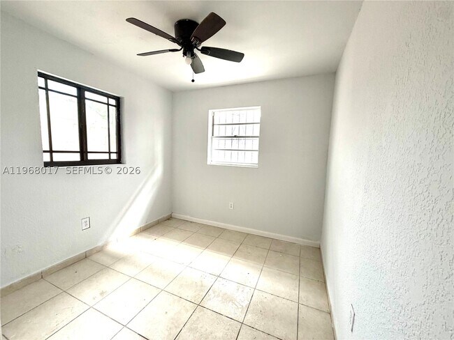 Building Photo - 137xx SW 32nd St