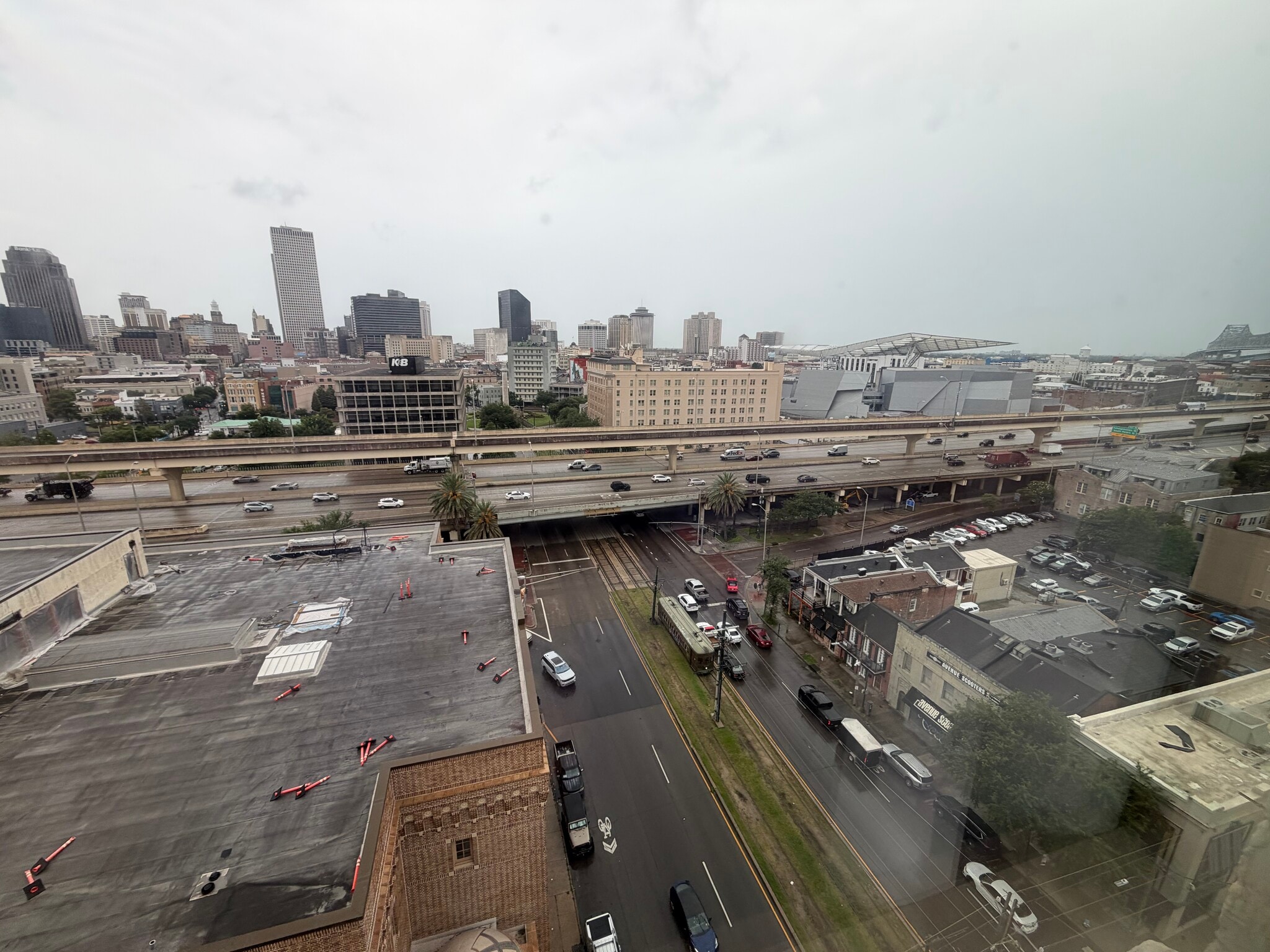 Building Photo - 1205 Saint Charles Ave
