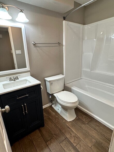 Building Photo - 6705 SW Beta Ave