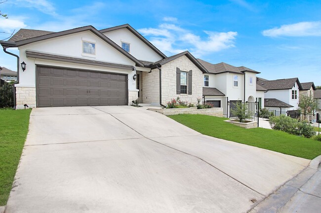 Building Photo - COMING SOON - AUGUST 2025 -Stunning 5-Bedr...