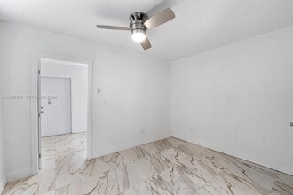 Building Photo - 1521 NW 62nd Terrace