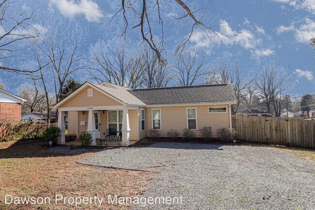 Building Photo - 3 br, 2 bath House - 2830 Hilliard Drive