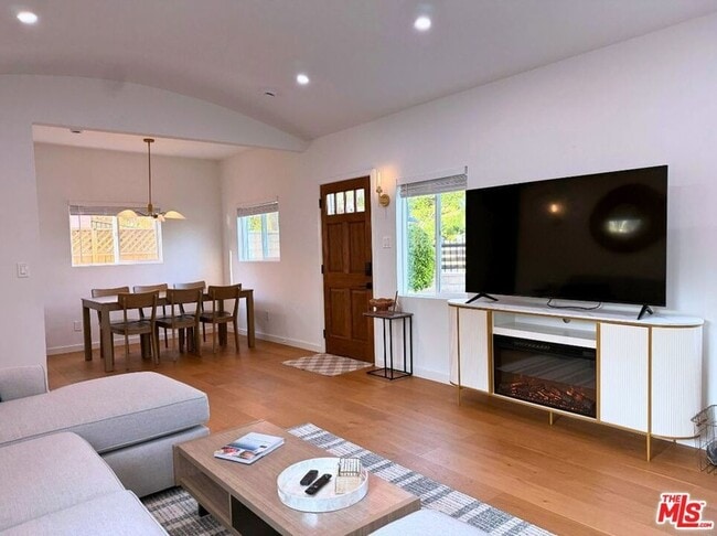 Building Photo - 4879 Hartwick St