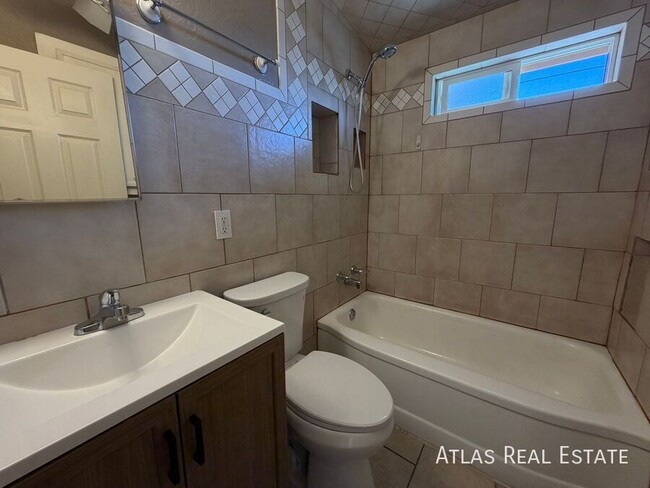 Building Photo - 1932 S Campbell Ave