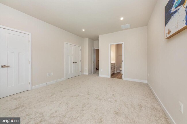 Building Photo - 1210 Rampart Dr