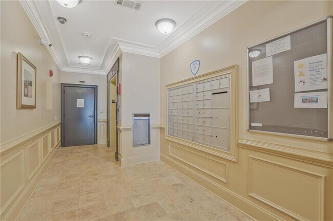 Building Photo - 2300 Peachford Rd