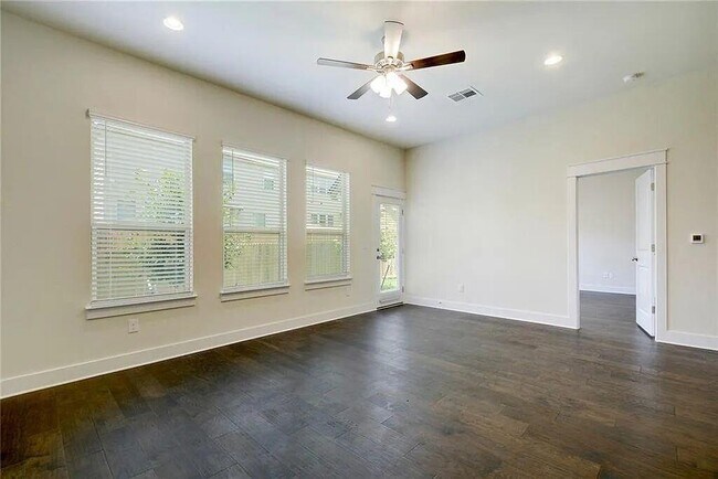 Building Photo - 13501 Metric Blvd