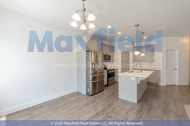 Building Photo - Small Pet Friendly - Lehi Townhome 3 BD 3 BA 2 GA