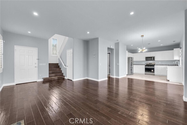 Building Photo - 962 Redtail Dr