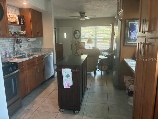 Building Photo - 3239 Boca Ciega Dr N