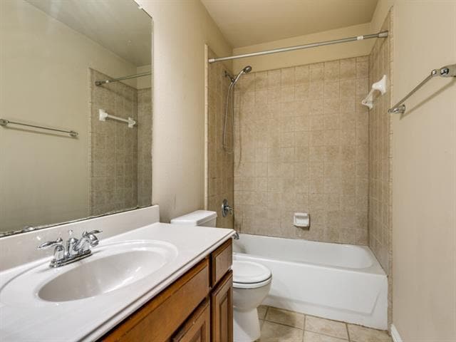 Building Photo - 7124 Dry Creek Dr