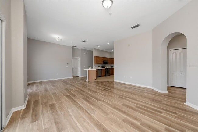 Building Photo - 6460 S Goldenrod Rd