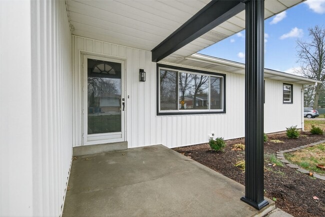 Building Photo - 67 Strecker Rd