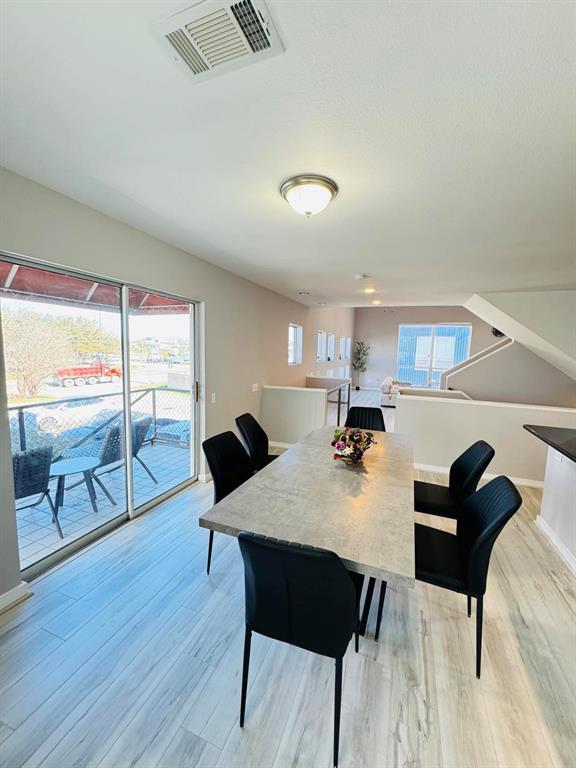 Building Photo - 6908 Yellowstone Way Dr