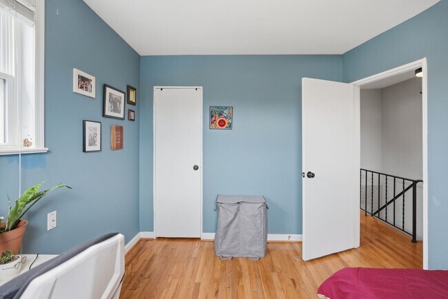 Building Photo - Michigan Park Townhome | 4 Bed | 2.5 Bath | 1,700 Sf | Fenced-in Front & Backyard w/ Deck