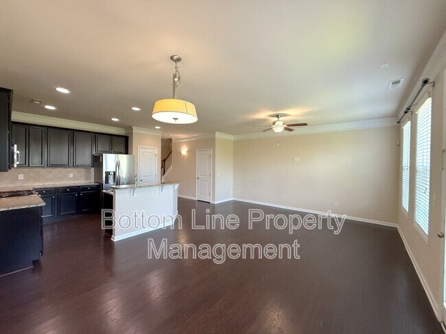 Building Photo - 9625 Camberley Ave NW