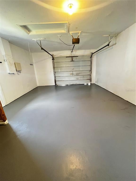 Building Photo - 3053 Salton St