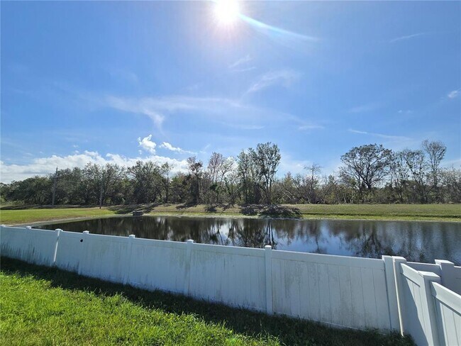 Building Photo - 1003 Summer Breeze Dr