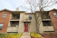 Building Photo - 1965 N Hicks Rd