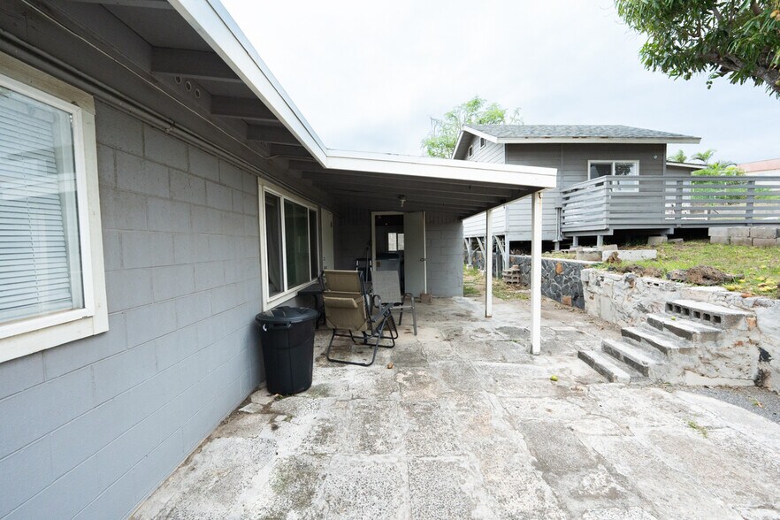 Building Photo - 456 Ipu Cir