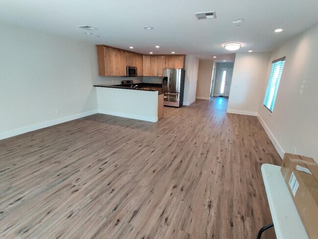 Building Photo - Two-level home located in Coffey Park!