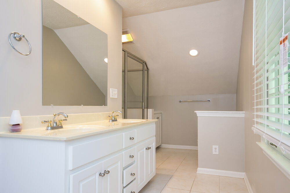 Building Photo - 1848 Kristen Mill Way