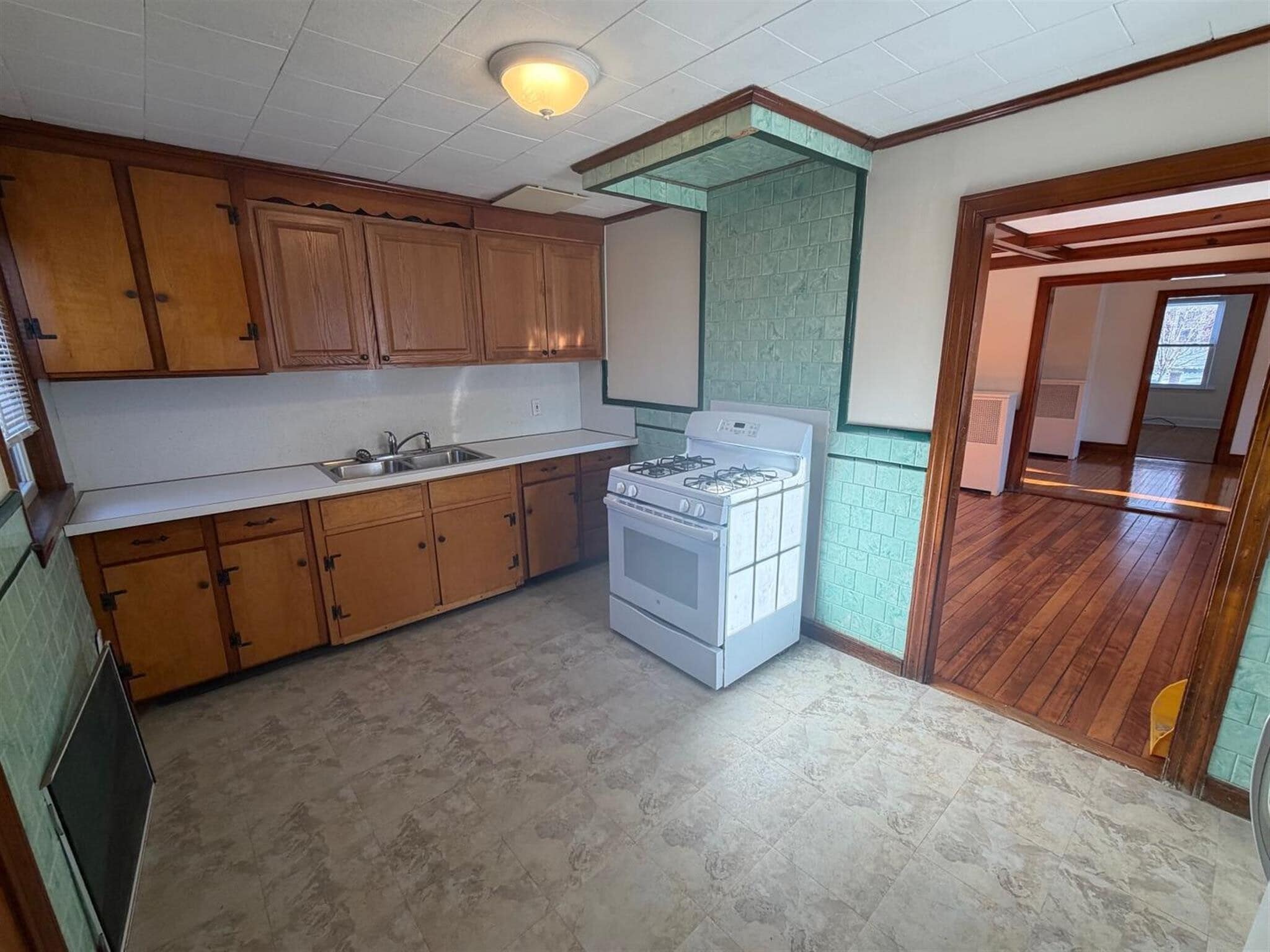 Building Photo - 23 Ashland St