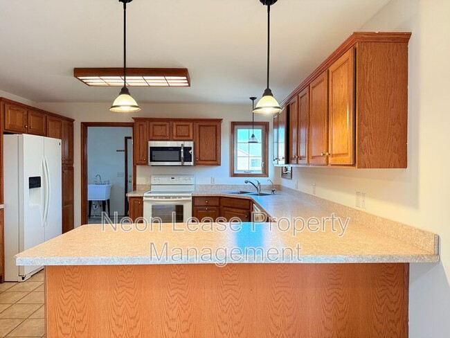 Building Photo - 20419 Spangler Dr