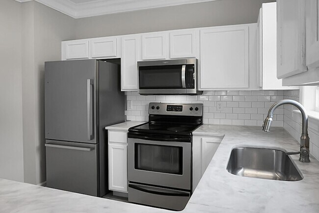 Building Photo - 209 Killarney Trail